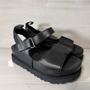 UGG Goldenstar Black Leather Platform Sandals 8 Boho Grunge Chunky